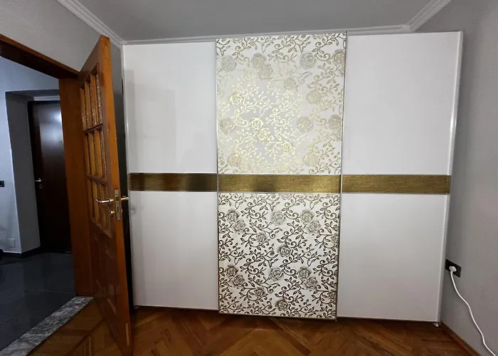 Treasure: Chic 2br-apartment 8min To Skanderbeg Place Διαμέρισμα Τίρανα